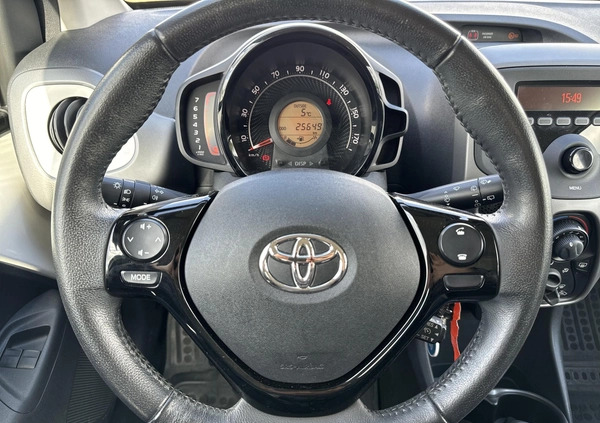 Toyota Aygo cena 46900 przebieg: 25602, rok produkcji 2020 z Wyrzysk małe 172
